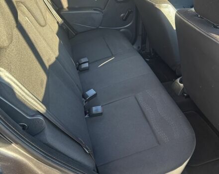 Серый Рено Сандеро, объемом двигателя 1.6 л и пробегом 180 тыс. км за 6599 $, фото 6 на Automoto.ua