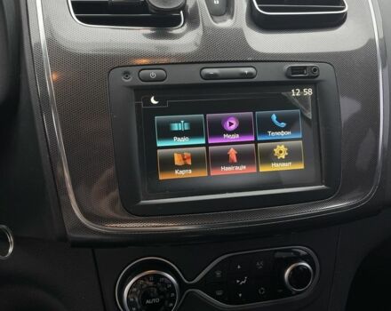 Серый Рено Сандеро, объемом двигателя 1.5 л и пробегом 233 тыс. км за 11000 $, фото 10 на Automoto.ua