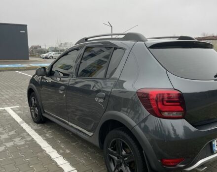 Серый Рено Сандеро, объемом двигателя 1.5 л и пробегом 233 тыс. км за 11000 $, фото 7 на Automoto.ua