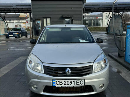 Рено Сандеро 2012 в Киеве на Automoto.ua Серый Рено Сандеро, объемом двигателя 1.39 л и пробегом 169 тыс. км за 4300 $, фото 1 на Automoto.ua