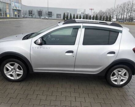 Сірий Рено Сандеро, об'ємом двигуна 1.5 л та пробігом 2 тис. км за 9000 $, фото 1 на Automoto.ua