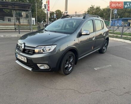 Серый Рено Сандеро, объемом двигателя 1.46 л и пробегом 98 тыс. км за 11600 $, фото 1 на Automoto.ua