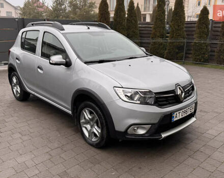Серый Рено Сандеро, объемом двигателя 1.46 л и пробегом 39 тыс. км за 11800 $, фото 1 на Automoto.ua