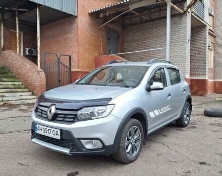 Сірий Рено Сандеро, об'ємом двигуна 0.9 л та пробігом 17 тис. км за 11500 $, фото 1 на Automoto.ua