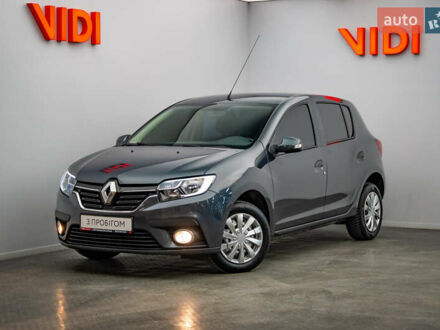Серый Рено Сандеро, объемом двигателя 1 л и пробегом 80 тыс. км за 8680 $, фото 1 на Automoto.ua