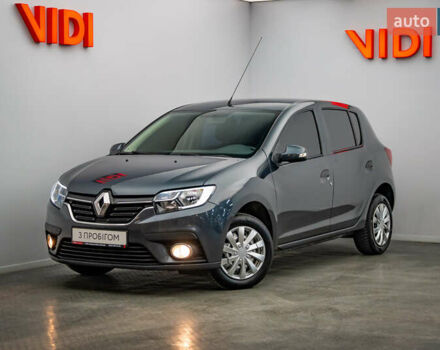Серый Рено Сандеро, объемом двигателя 1 л и пробегом 80 тыс. км за 8680 $, фото 1 на Automoto.ua