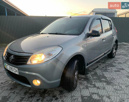 Синий Рено Сандеро, объемом двигателя 1.4 л и пробегом 130 тыс. км за 4150 $, фото 7 на Automoto.ua