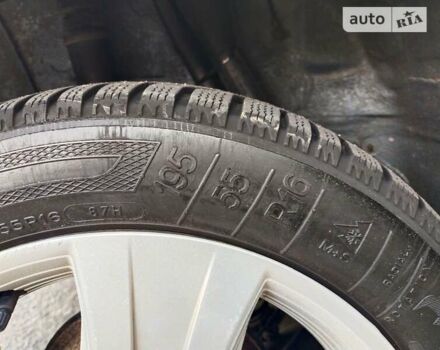 Синий Рено Сандеро, объемом двигателя 1.39 л и пробегом 261 тыс. км за 5200 $, фото 24 на Automoto.ua