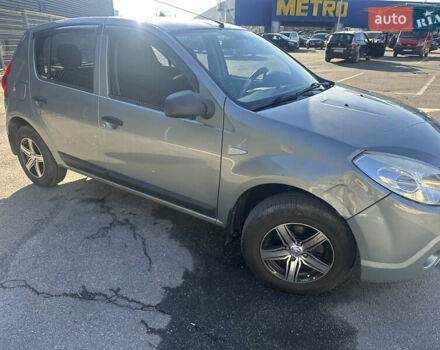 Синий Рено Сандеро, объемом двигателя 1.39 л и пробегом 130 тыс. км за 3500 $, фото 1 на Automoto.ua