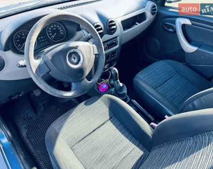 Рено Сандеро 2011 в Мукачеве на Automoto.ua Синий Рено Сандеро, объемом двигателя 1.4 л и пробегом 213 тыс. км за 4400 $, фото 14 на Automoto.ua