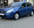 Синий Рено Сандеро, объемом двигателя 1.4 л и пробегом 400 тыс. км за 3400 $, фото 1 на Automoto.ua