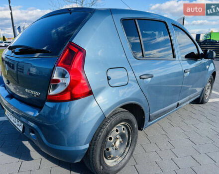 Рено Сандеро 2011 в Мукачеве на Automoto.ua Синий Рено Сандеро, объемом двигателя 1.4 л и пробегом 213 тыс. км за 4400 $, фото 8 на Automoto.ua