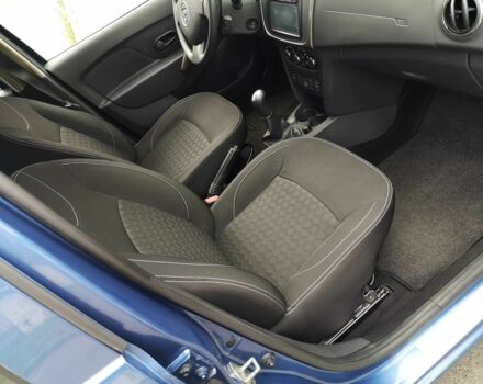 Синий Рено Сандеро, объемом двигателя 1.1 л и пробегом 68 тыс. км за 7000 $, фото 11 на Automoto.ua