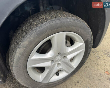 Синий Рено Сандеро, объемом двигателя 1.46 л и пробегом 199 тыс. км за 7550 $, фото 22 на Automoto.ua