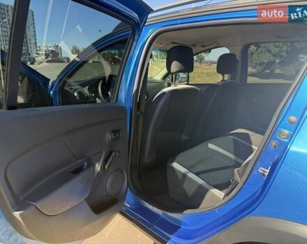 Синий Рено Сандеро, объемом двигателя 1.46 л и пробегом 150 тыс. км за 9700 $, фото 5 на Automoto.ua