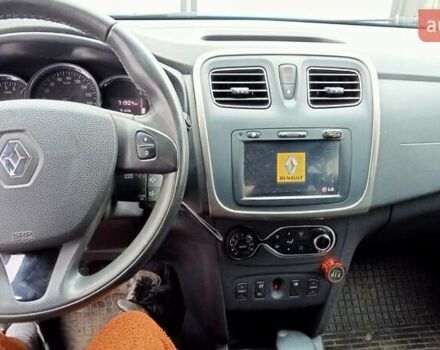 Рено Сандеро 2016 в Днепре (Днепропетровске) на Automoto.ua Синий Рено Сандеро, объемом двигателя 1.46 л и пробегом 177 тыс. км за 8900 $, фото 4 на Automoto.ua