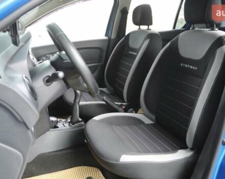 Синий Рено Сандеро, объемом двигателя 1.46 л и пробегом 201 тыс. км за 9000 $, фото 3 на Automoto.ua