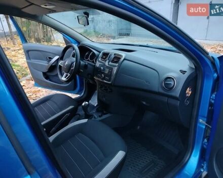 Синий Рено Сандеро, объемом двигателя 0.9 л и пробегом 100 тыс. км за 8700 $, фото 19 на Automoto.ua