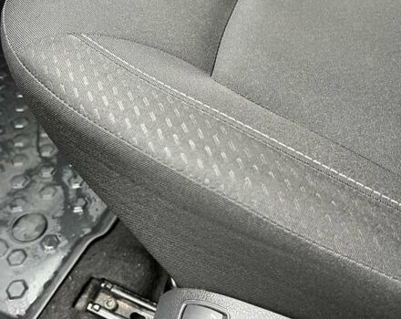 Рено Сандеро 2019 в Киеве на Automoto.ua Синий Рено Сандеро, объемом двигателя 1.46 л и пробегом 71 тыс. км за 9008 $, фото 17 на Automoto.ua