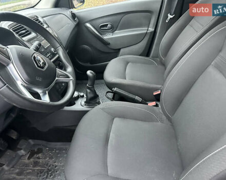 Синий Рено Сандеро, объемом двигателя 1.46 л и пробегом 105 тыс. км за 8300 $, фото 9 на Automoto.ua