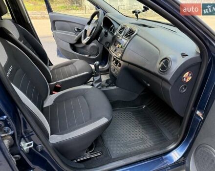 Синий Рено Сандеро, объемом двигателя 1.5 л и пробегом 158 тыс. км за 10500 $, фото 15 на Automoto.ua