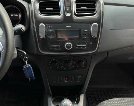 Синій Рено Сандеро, об'ємом двигуна 1 л та пробігом 71 тис. км за 7425 $, фото 11 на Automoto.ua