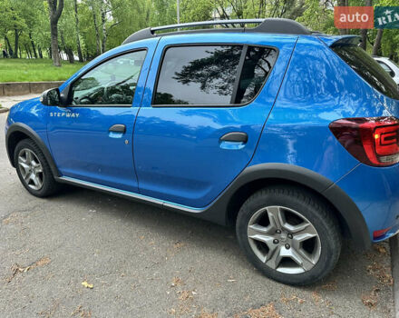 Синий Рено Сандеро, объемом двигателя 0.9 л и пробегом 87 тыс. км за 9500 $, фото 2 на Automoto.ua