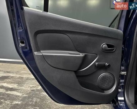 Синий Рено Сандеро, объемом двигателя 1.5 л и пробегом 33 тыс. км за 9700 $, фото 36 на Automoto.ua