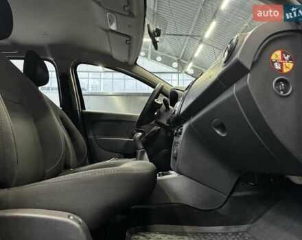 Синий Рено Сандеро, объемом двигателя 1.5 л и пробегом 33 тыс. км за 9700 $, фото 29 на Automoto.ua