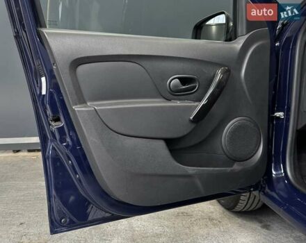 Синий Рено Сандеро, объемом двигателя 1.5 л и пробегом 135 тыс. км за 8500 $, фото 33 на Automoto.ua