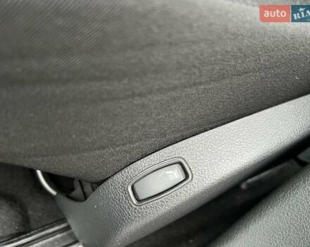 Рено Сандеро 2019 в Киеве на Automoto.ua Синий Рено Сандеро, объемом двигателя 1.46 л и пробегом 93 тыс. км за 9298 $, фото 10 на Automoto.ua