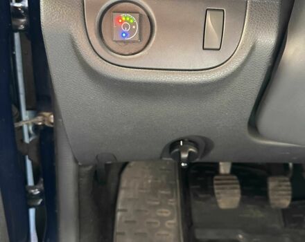 Синій Рено Сандеро, об'ємом двигуна 1 л та пробігом 71 тис. км за 7425 $, фото 17 на Automoto.ua