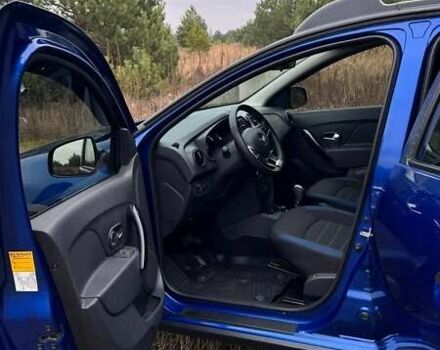Синій Рено Сандеро, об'ємом двигуна 0.9 л та пробігом 61 тис. км за 12000 $, фото 7 на Automoto.ua
