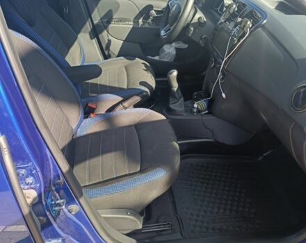 Синий Рено Сандеро, объемом двигателя 1.5 л и пробегом 42 тыс. км за 15000 $, фото 2 на Automoto.ua