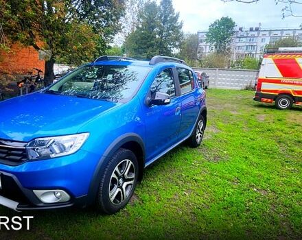 Синий Рено Сандеро, объемом двигателя 0.9 л и пробегом 35 тыс. км за 11000 $, фото 2 на Automoto.ua