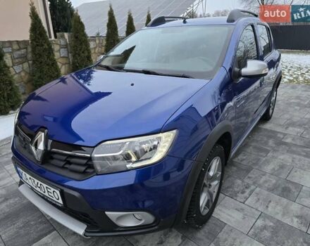 Синий Рено Сандеро, объемом двигателя 0.9 л и пробегом 17 тыс. км за 10300 $, фото 11 на Automoto.ua