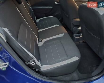 Синий Рено Сандеро, объемом двигателя 0.9 л и пробегом 17 тыс. км за 10300 $, фото 28 на Automoto.ua