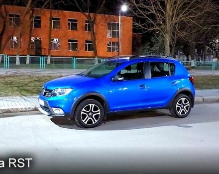 Синий Рено Сандеро, объемом двигателя 0.9 л и пробегом 28 тыс. км за 12200 $, фото 1 на Automoto.ua