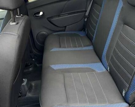 Синій Рено Сандеро, об'ємом двигуна 0.9 л та пробігом 61 тис. км за 12000 $, фото 4 на Automoto.ua