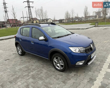 Синий Рено Сандеро, объемом двигателя 0.9 л и пробегом 17 тыс. км за 9999 $, фото 3 на Automoto.ua
