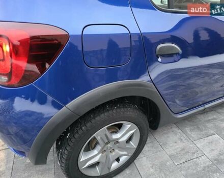 Синий Рено Сандеро, объемом двигателя 0.9 л и пробегом 17 тыс. км за 10300 $, фото 39 на Automoto.ua