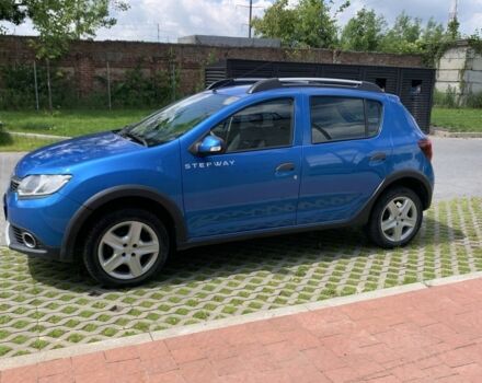 Синий Рено Сандеро, объемом двигателя 1.5 л и пробегом 170 тыс. км за 8000 $, фото 2 на Automoto.ua