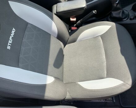 Синий Рено Сандеро, объемом двигателя 1.5 л и пробегом 170 тыс. км за 8000 $, фото 8 на Automoto.ua