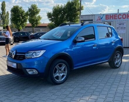 Рено Сандеро 2017 в Кривом Роге на Automoto.ua Синий Рено Сандеро, объемом двигателя 0.9 л и пробегом 81 тыс. км за 9500 $, фото 2 на Automoto.ua
