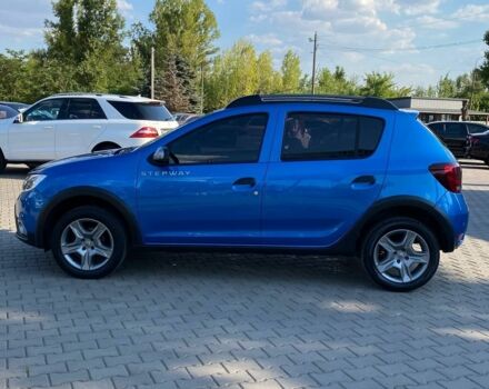 Рено Сандеро 2017 в Кривом Роге на Automoto.ua Синий Рено Сандеро, объемом двигателя 0.9 л и пробегом 81 тыс. км за 9500 $, фото 3 на Automoto.ua