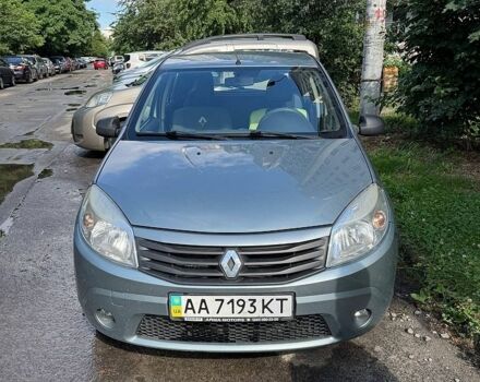 Синій Рено Сандеро, об'ємом двигуна 1.6 л та пробігом 151 тис. км за 4800 $, фото 1 на Automoto.ua
