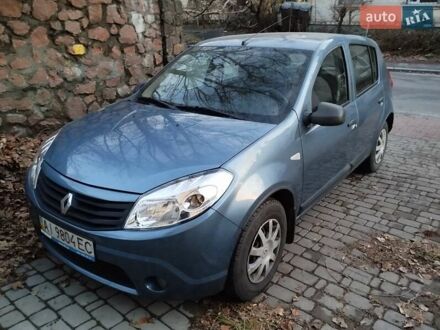 Рено Сандеро 2013 в Борисполе на Automoto.ua Синий Рено Сандеро, объемом двигателя 1.39 л и пробегом 278 тыс. км за 5000 $, фото 1 на Automoto.ua