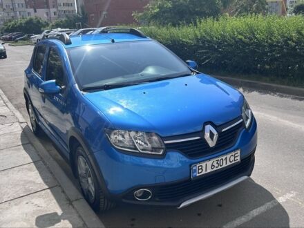 Рено Сандеро 2015 в Полтаве на Automoto.ua Синий Рено Сандеро, объемом двигателя 1.6 л и пробегом 148 тыс. км за 7400 $, фото 1 на Automoto.ua