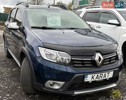 Рено Сандеро 2017 в Звенигородка на Automoto.ua Синий Рено Сандеро, объемом двигателя 1.46 л и пробегом 146 тыс. км за 9300 $, фото 1 на Automoto.ua