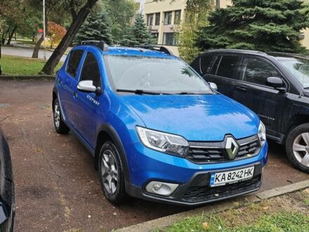 Синий Рено Сандеро, объемом двигателя 1 л и пробегом 75 тыс. км за 250 $, фото 1 на Automoto.ua